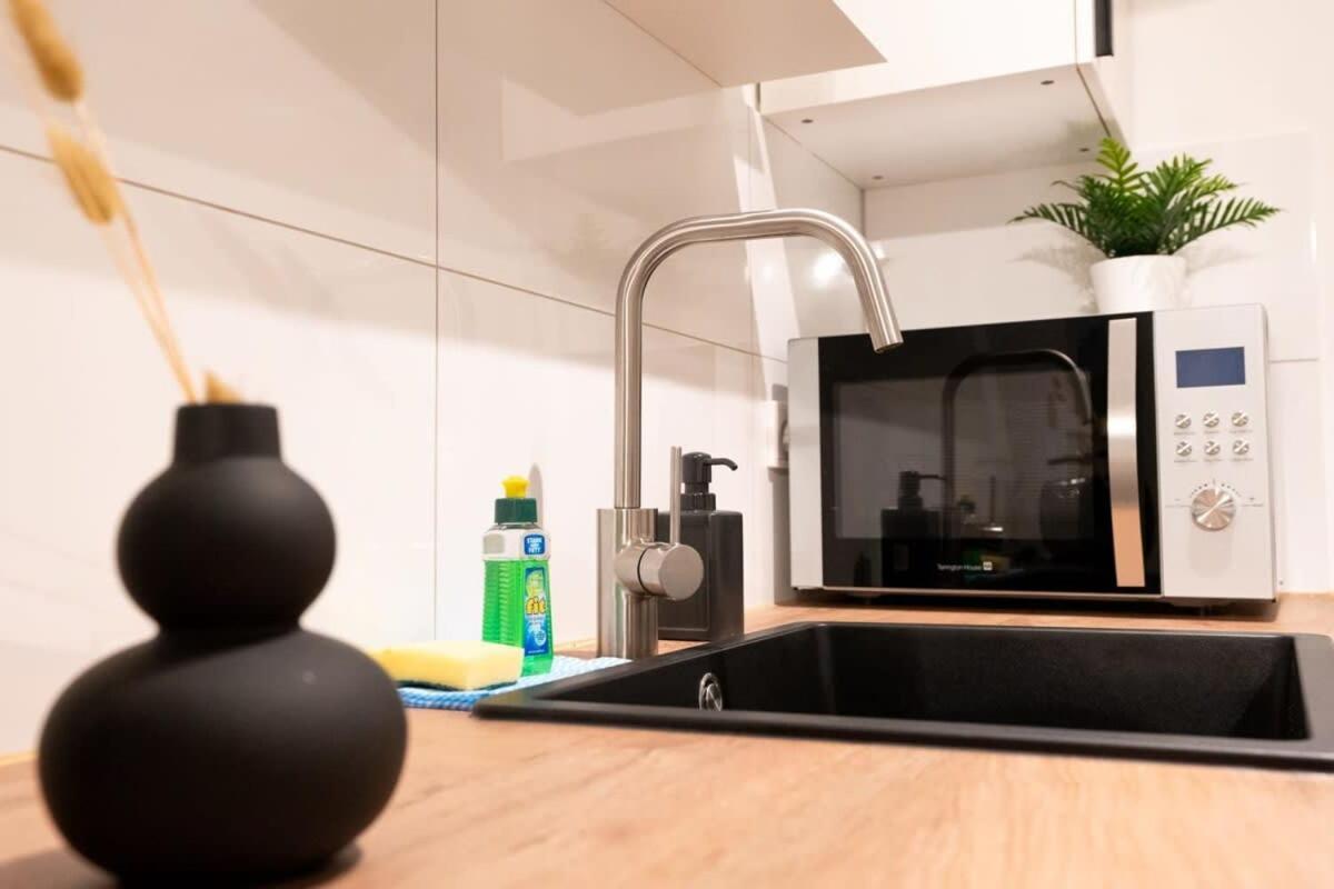 Hamburg City Apartment For 5 ภายนอก รูปภาพ